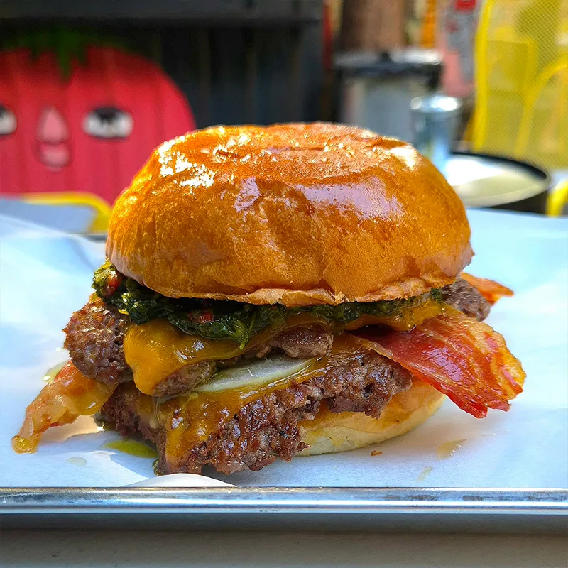 Lokal Chimi burger